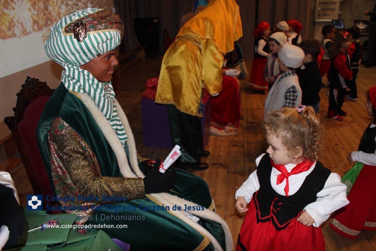 2014 12 22  REYES MAGOS INFANTIL (93)